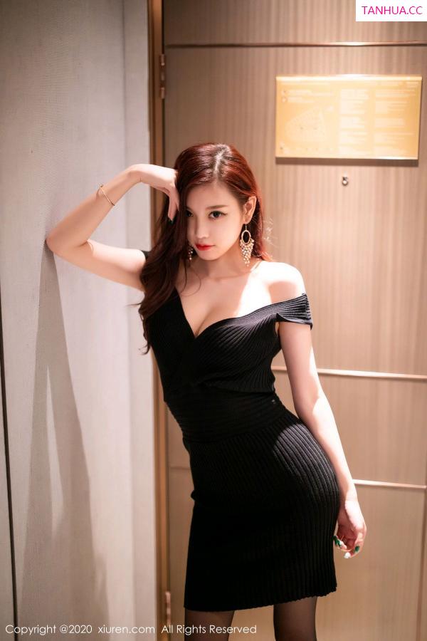 杨晨晨 sugar小甜心CC [XiuRen]高清写真图 2020.10.27 No.2704 杨晨晨sugar第2张图片